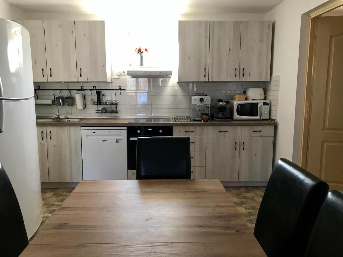 Viharsarki Apartman 귤러 외부 사진