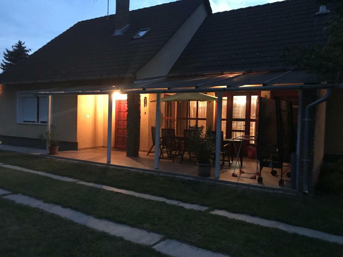 Viharsarki Apartman 귤러 외부 사진